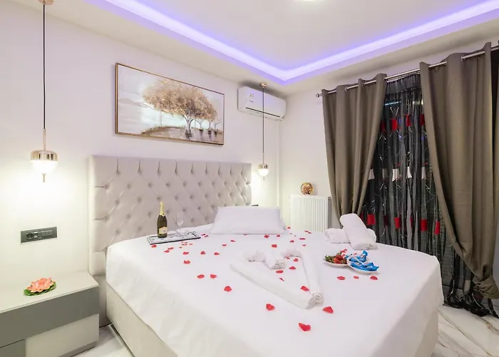 Alkeos Suite